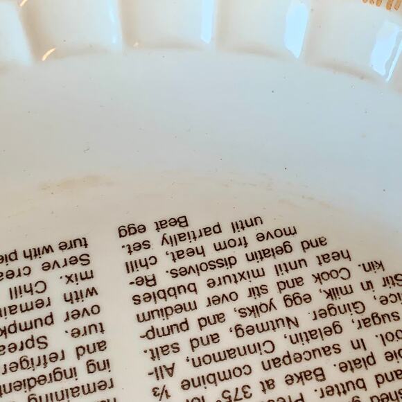 Watkins Stoneware Pumpkin Chiffon Recipe Deep Pie Plate 11" Recipe Vtg 1981 - Picture 6 of 12